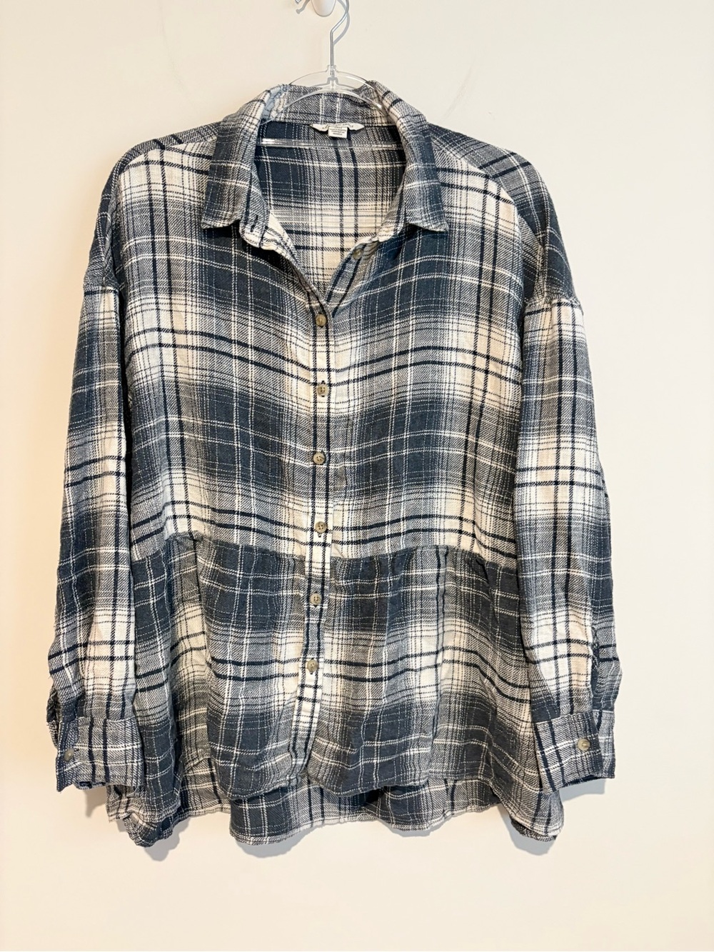 American Eagle Oversized Peplum Flannel Shirt Navy & White Plaid small